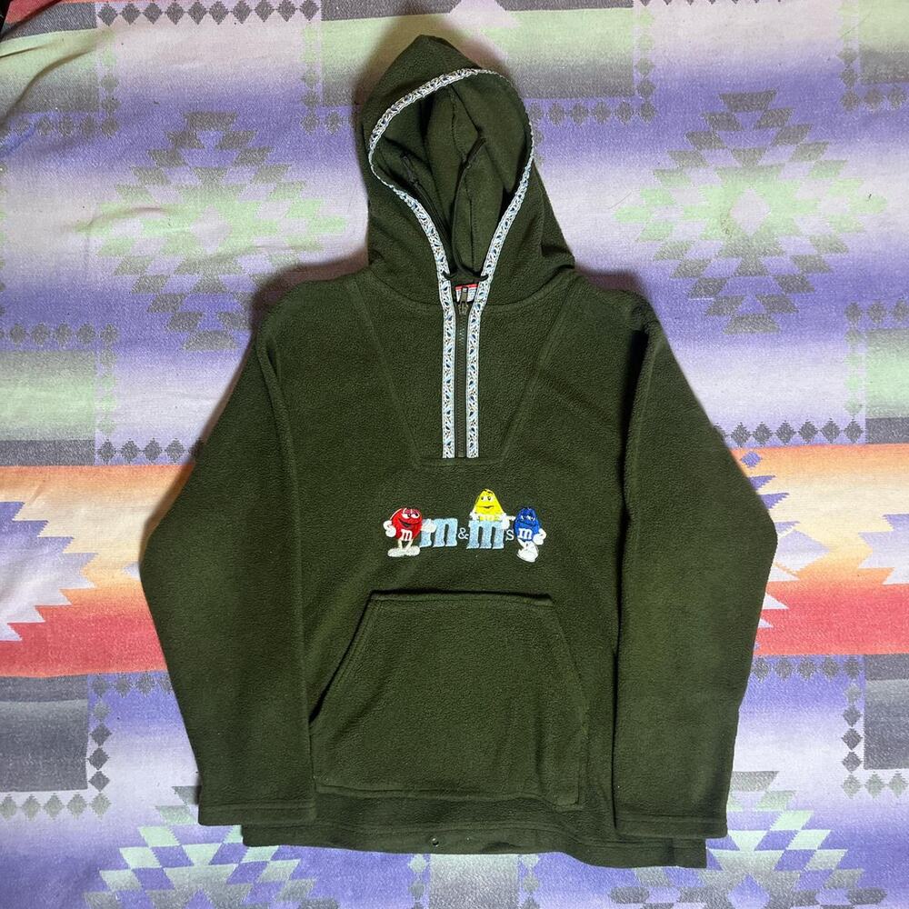 Green mms hoodie with embroidered